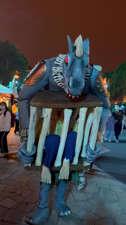 常州中华恐龙园万圣节百鬼巡游互动现场